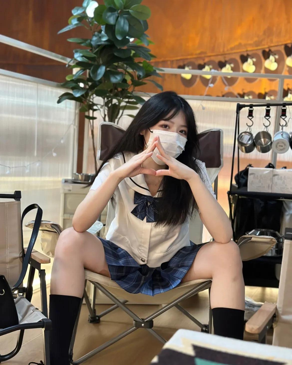 我的老板是首富封面
